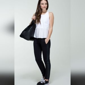 LULULEMON Trouser pant size 4 black